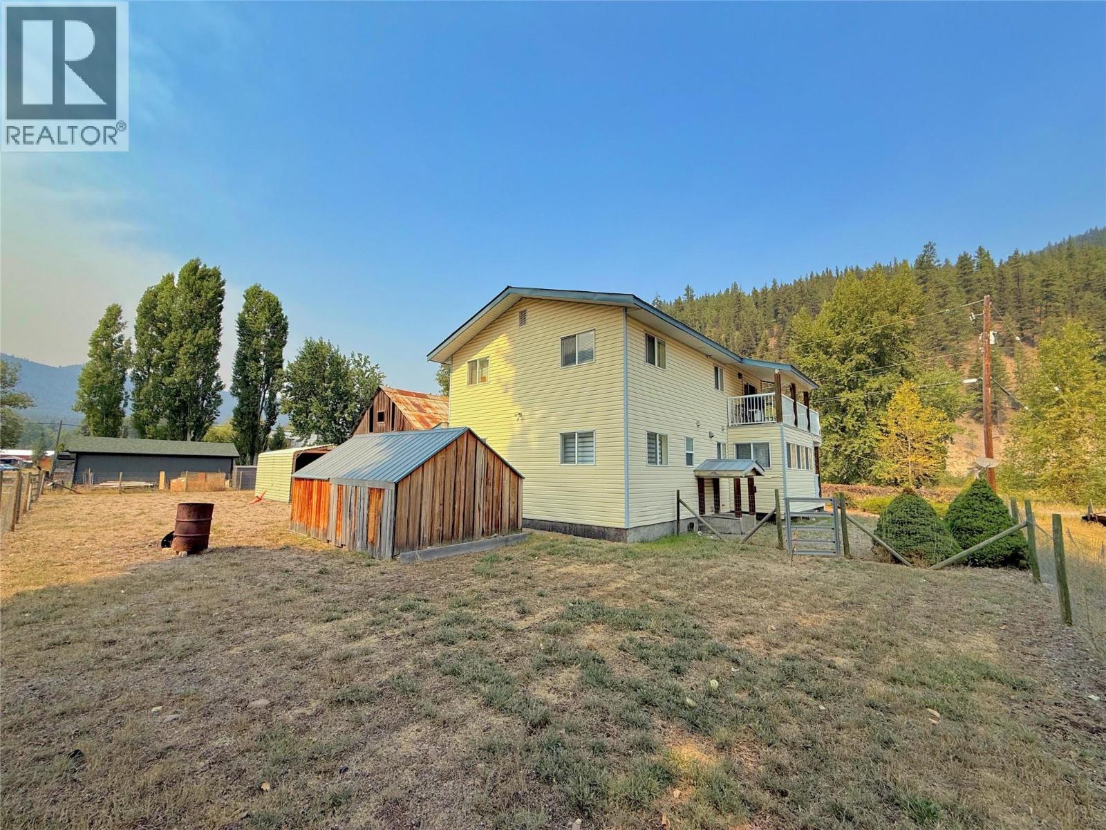 1827 Front Street - 9