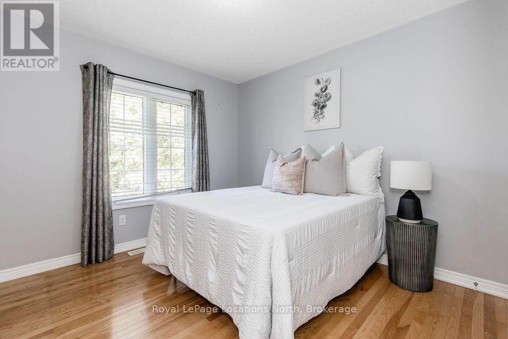 45 WILLIAM AVENUE - 19