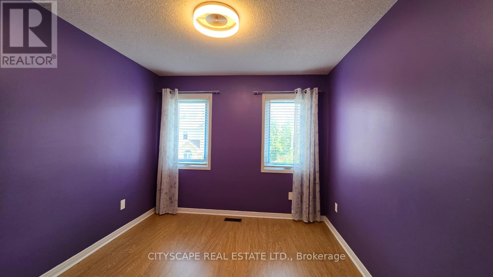 #46 1050 BRISTOL ROAD W - 19