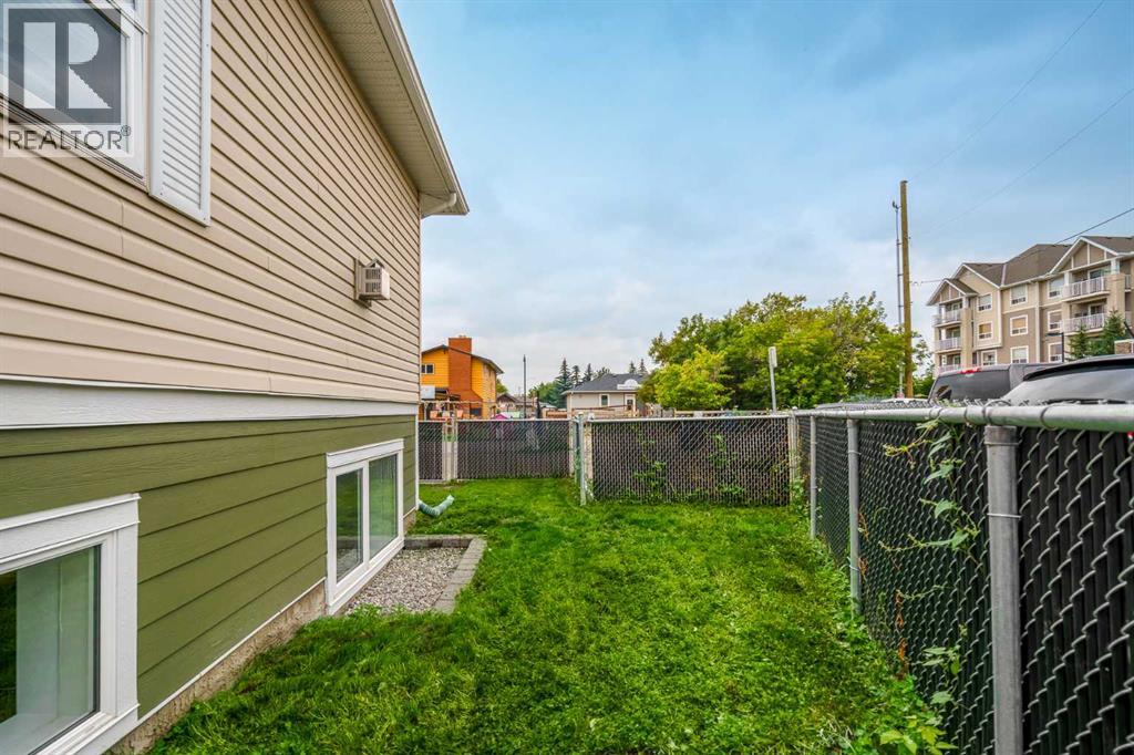 116 First Street, Cochrane