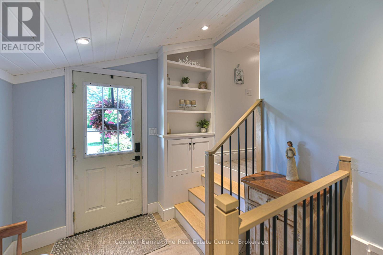 810 JOHN STREET N - Image 4