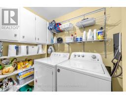 401 - 15 Vicora Linkway, Toronto, ON M3C1A7 Photo 11
