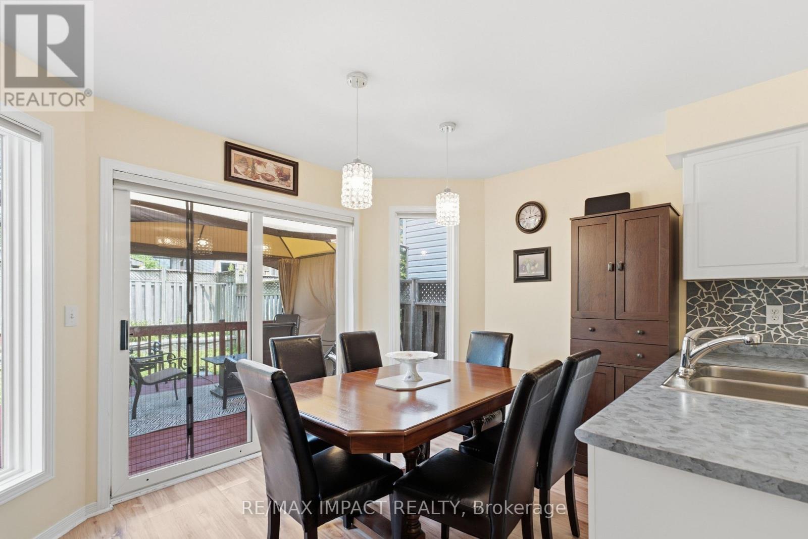 106 MCFEETERS CRESCENT - 12