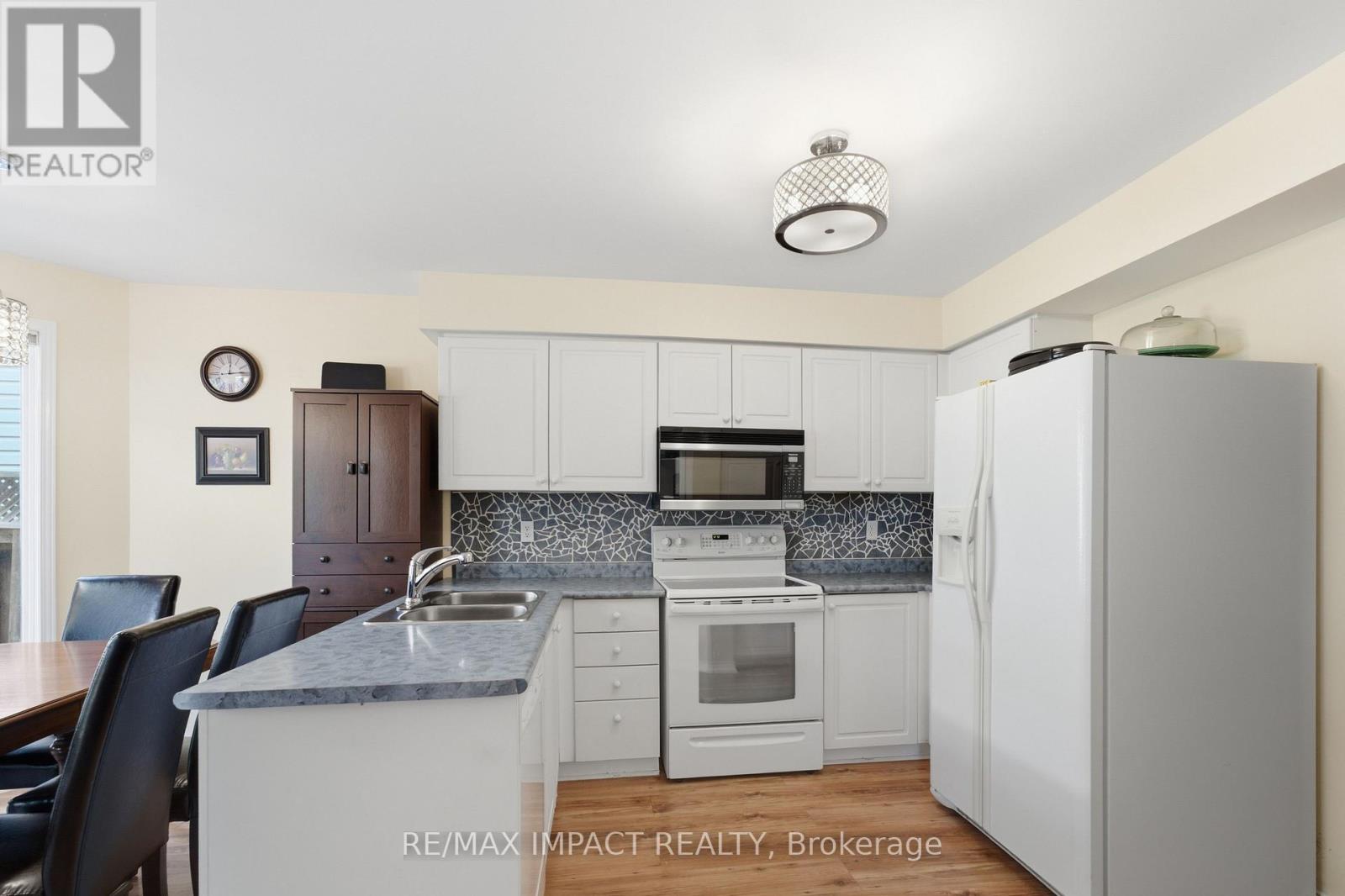 106 MCFEETERS CRESCENT - Image 13