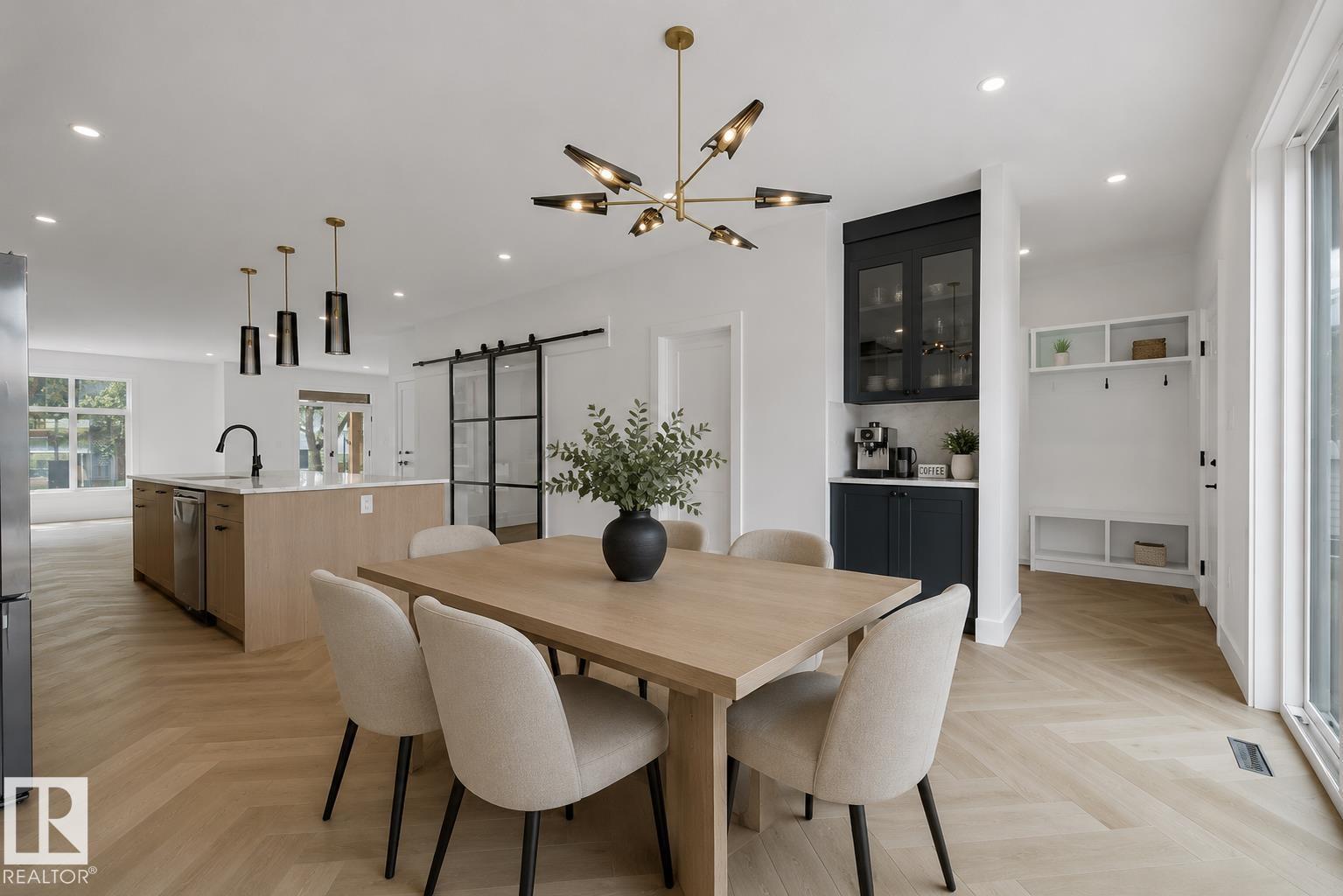 14706 103 Avenue NW - Photo 22