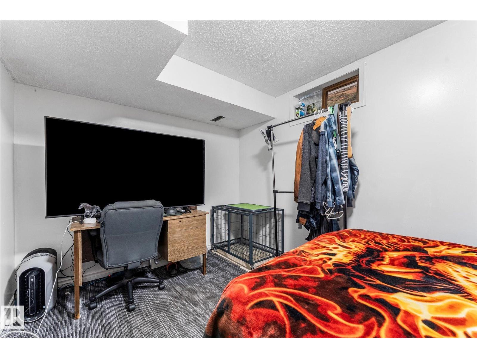 3 WINDERMERE DR S - 39