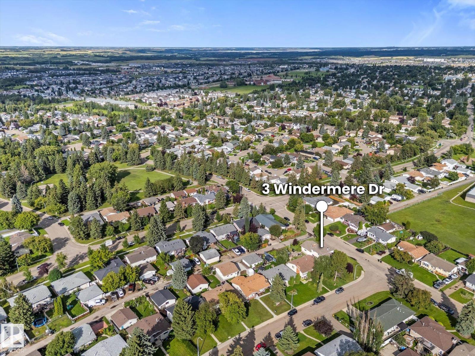 3 WINDERMERE Drive S