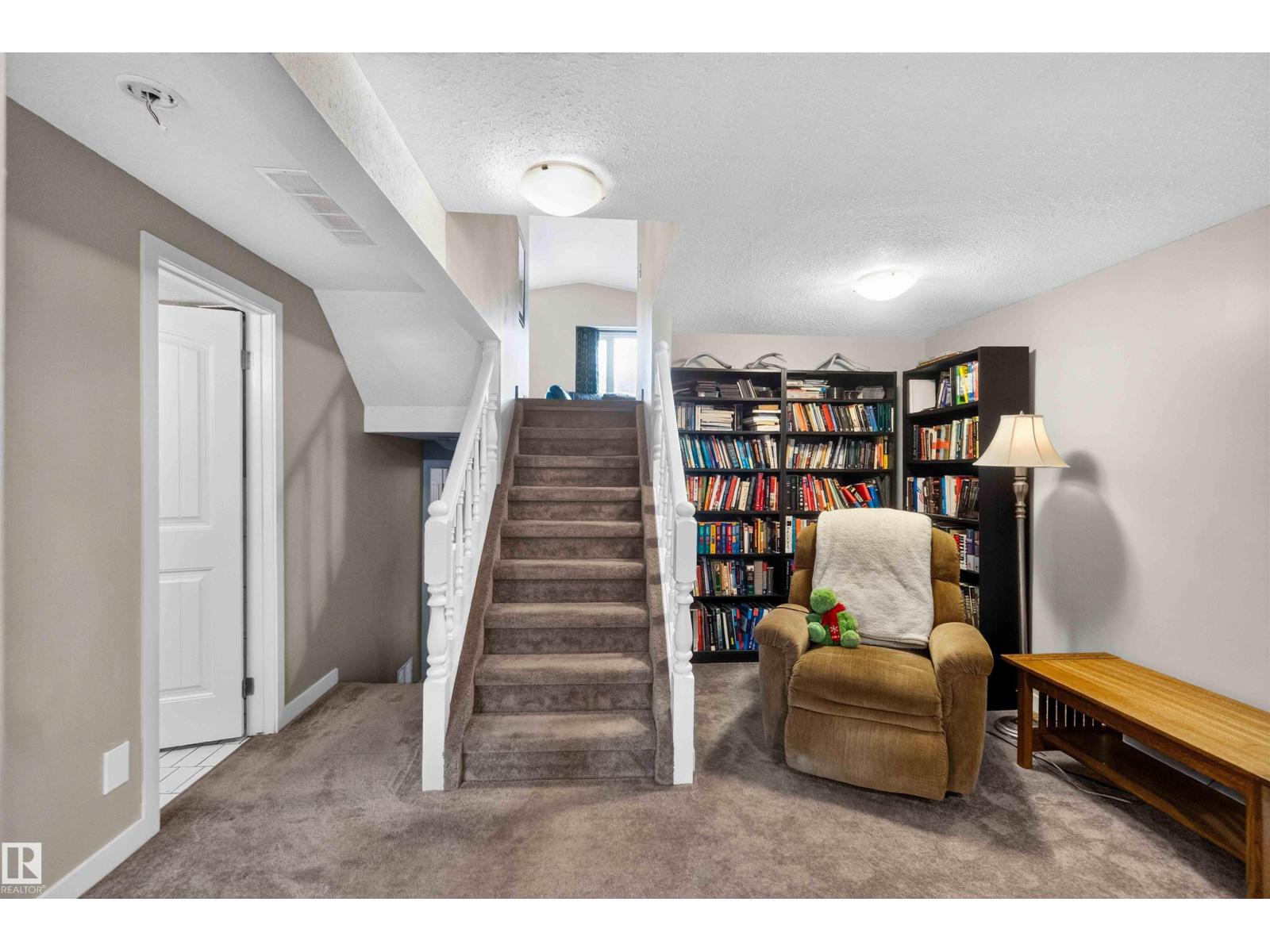 17132 96 ST NW - 19