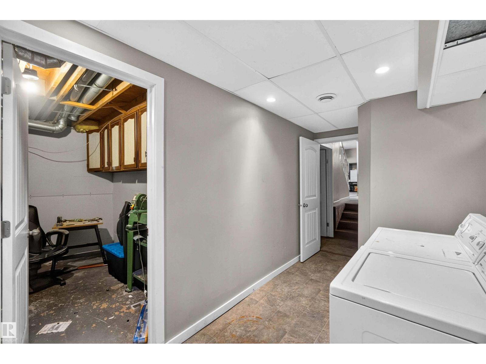 17132 96 ST NW - 27