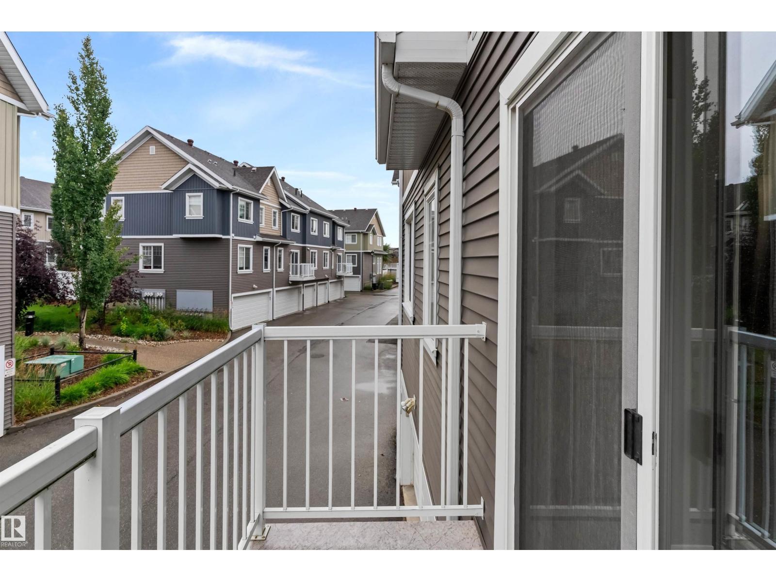 98 4050 SAVARYN Drive SW - Photo 40