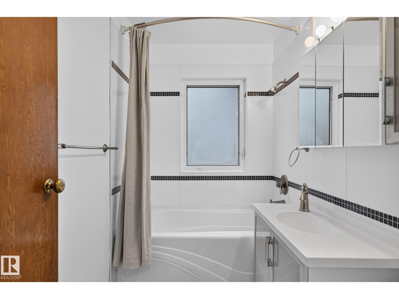 6261 112A Street NW - Photo 15