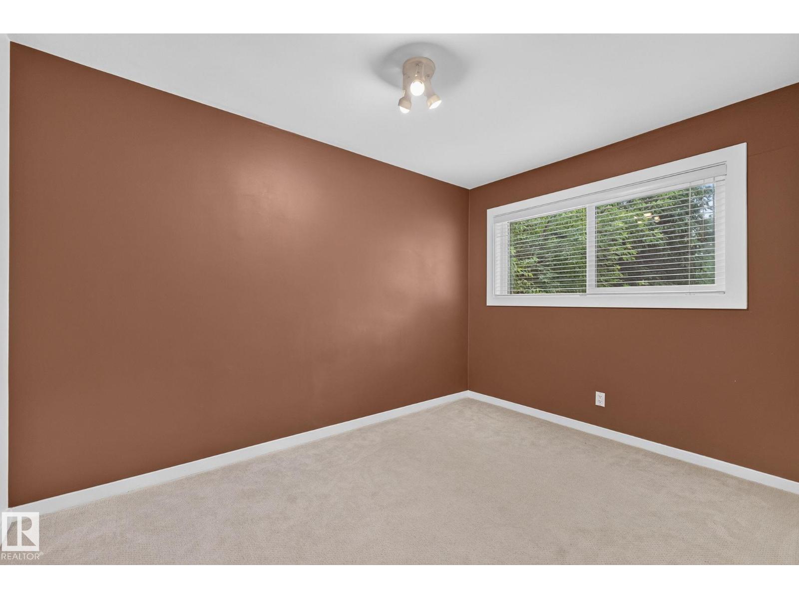 6261 112A ST NW - 21