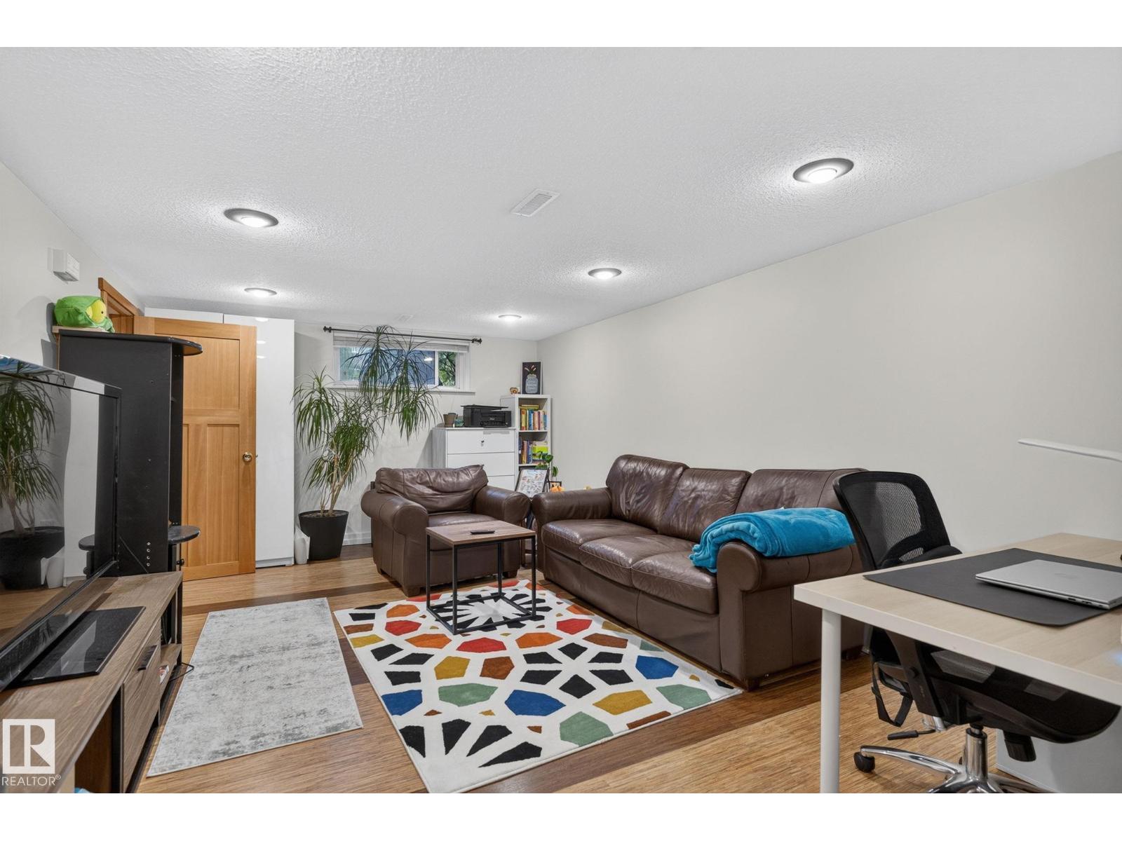 6261 112A Street NW - Photo 28
