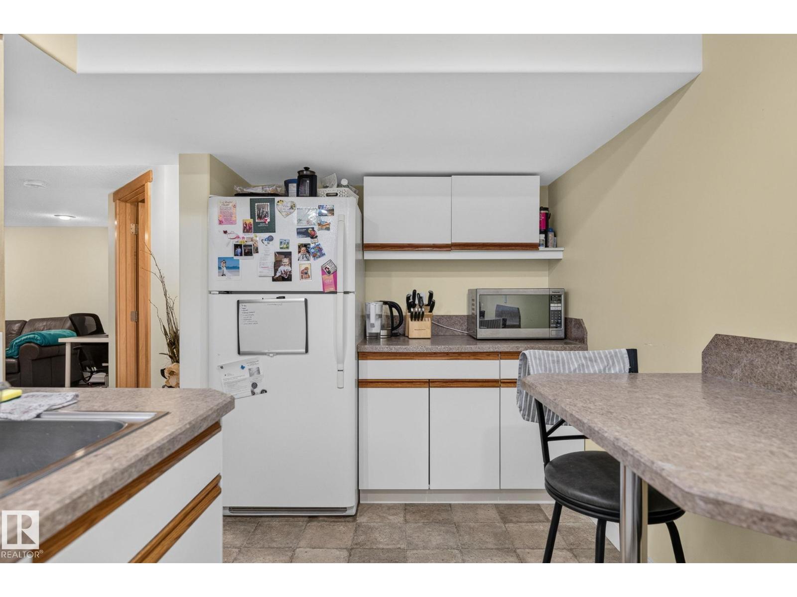 6261 112A ST NW - 33