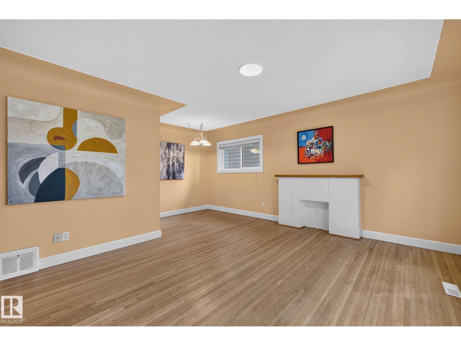 6261 112A Street NW - Photo 5