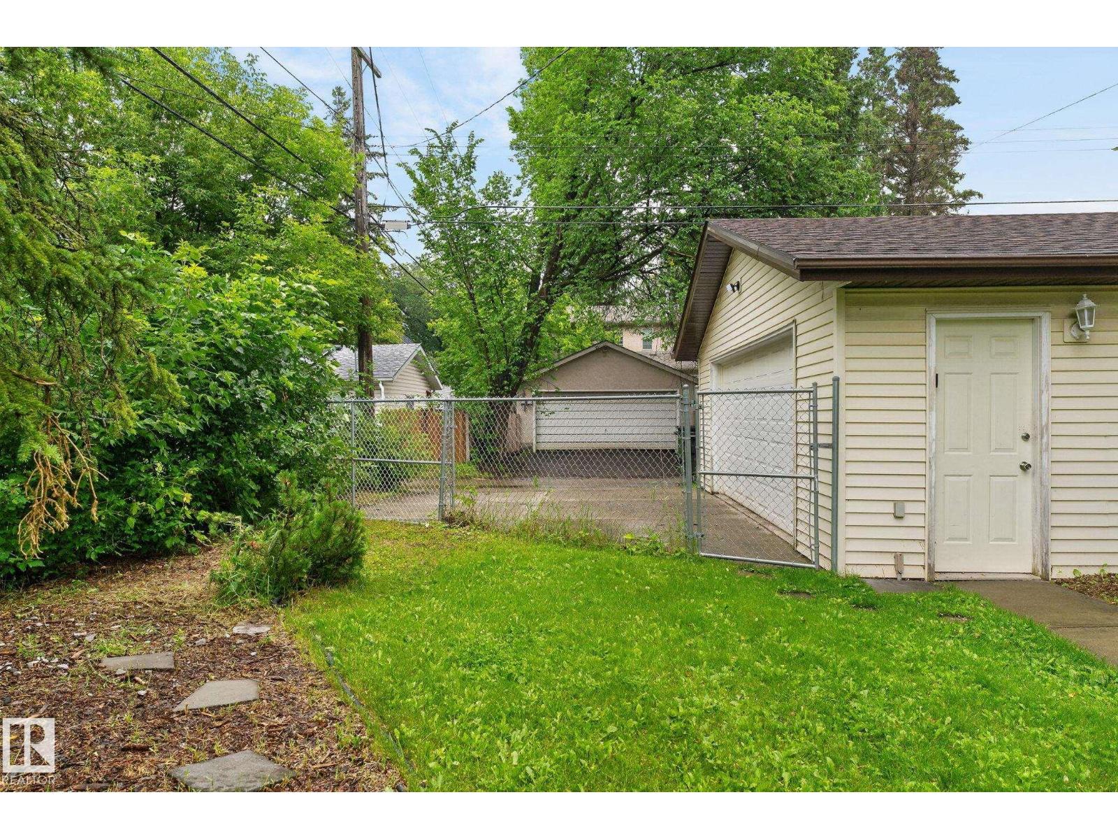 6261 112A Street NW - Photo 50