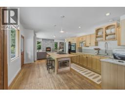 3 Walkerville Estates, Pemberton, BC V0N2L0 Photo 7