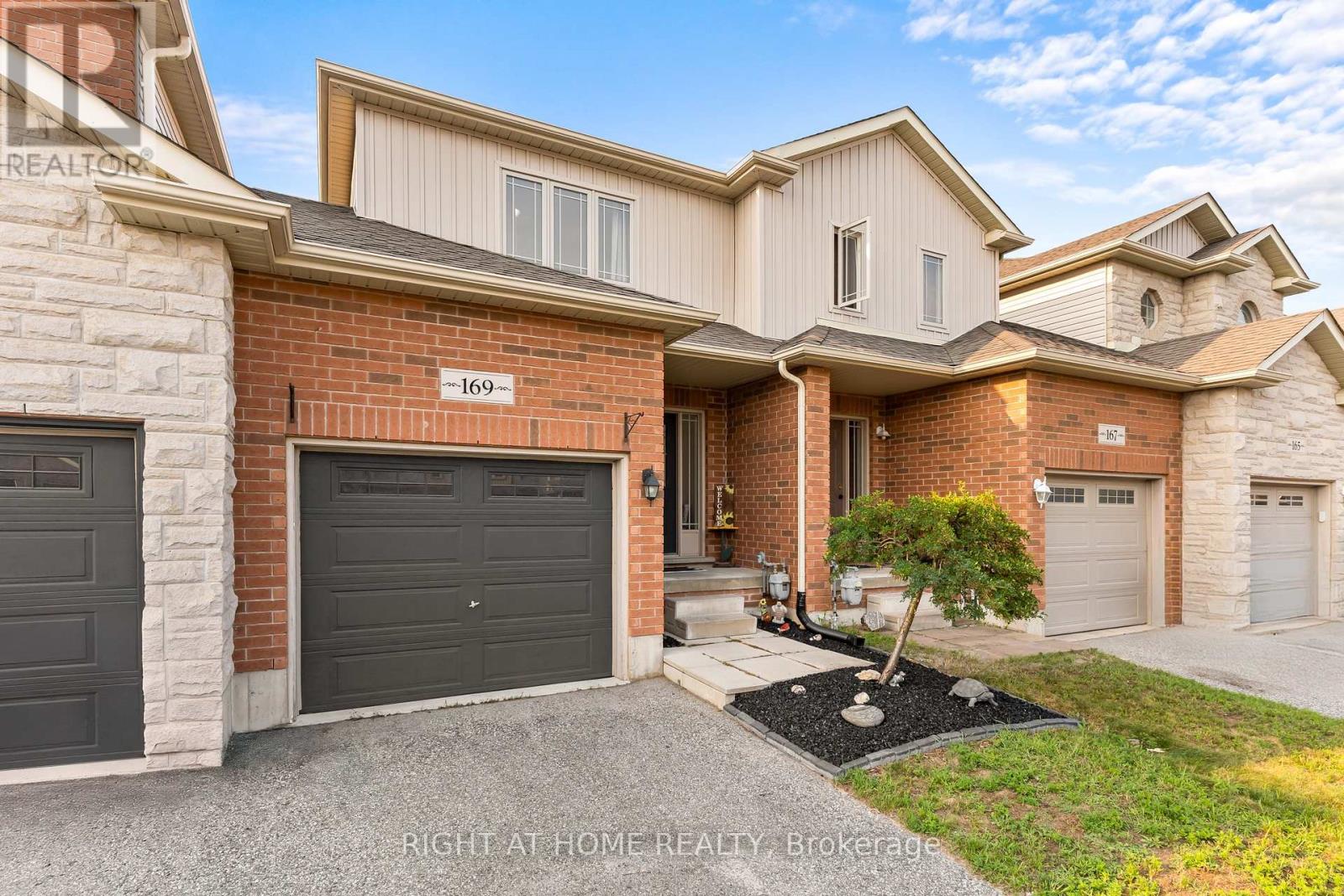 169 BANTING CRESCENT