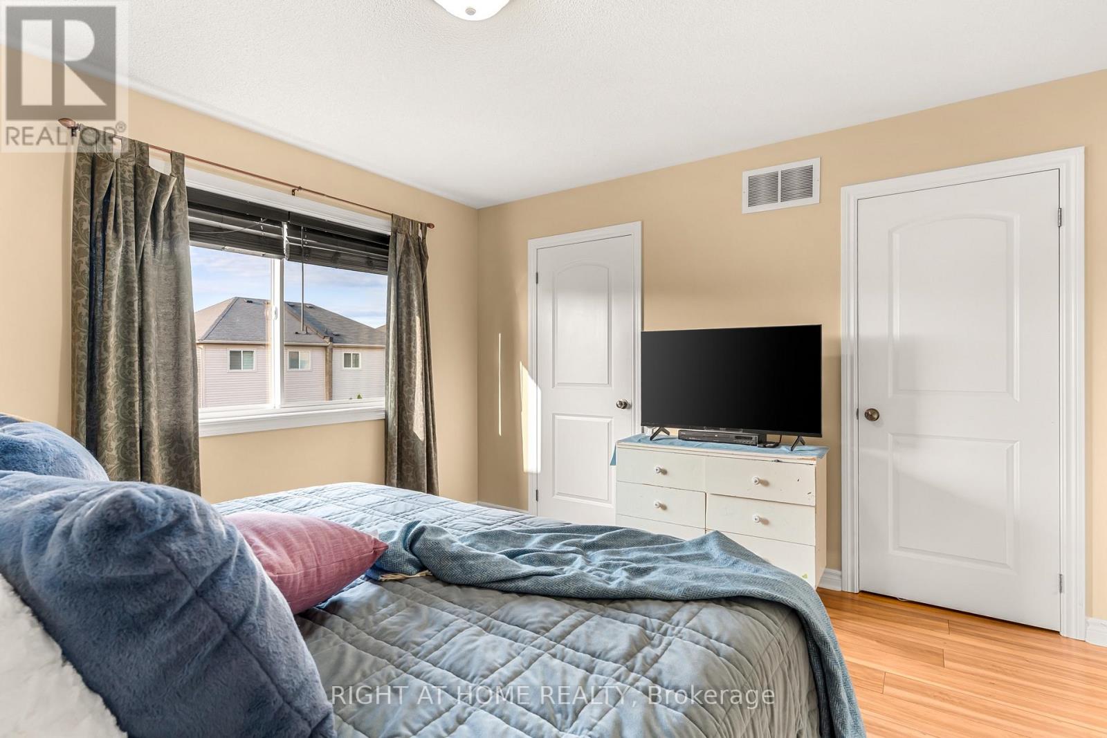 169 BANTING CRESCENT - Image 13