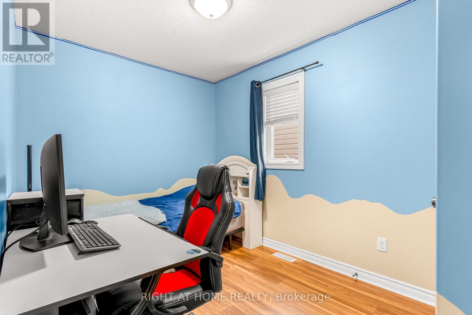 169 BANTING CRESCENT - 16