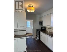 45 Bayview Parkway, Newmarket, ON L3Y3W2 Photo 12