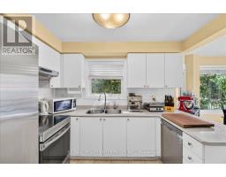 844 Hollander Road, Newmarket, ON L3Y8H4 Photo 12