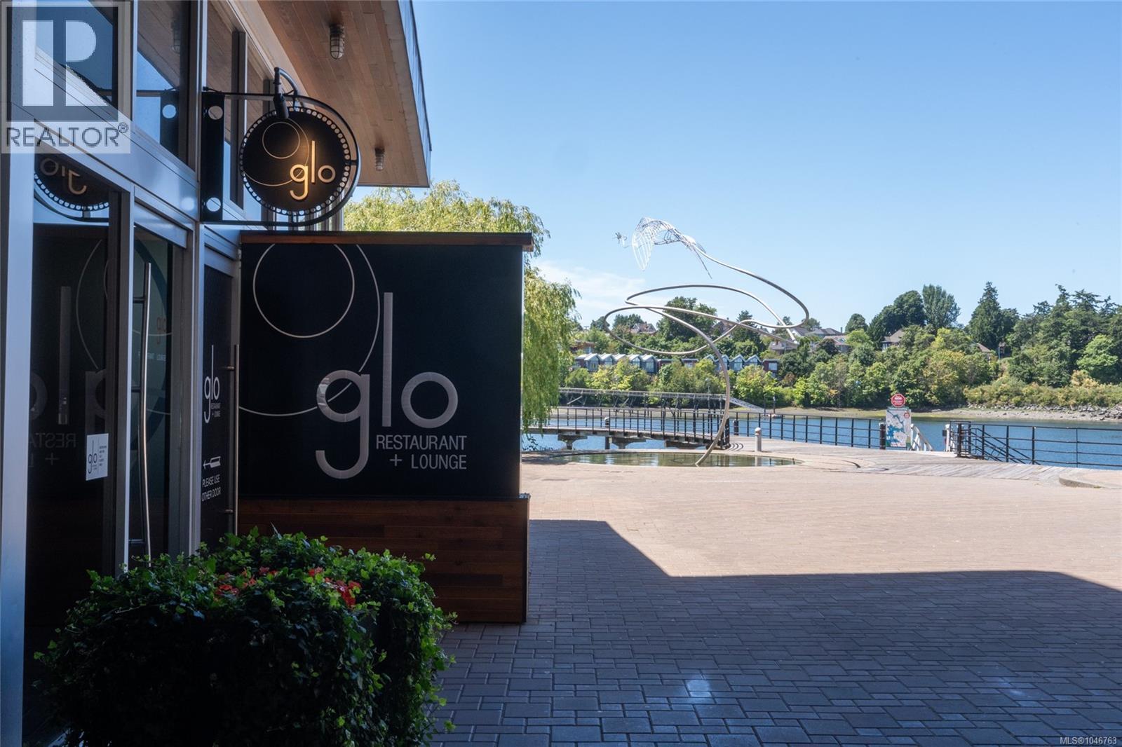 #201 380 Waterfront Cres - Image 25