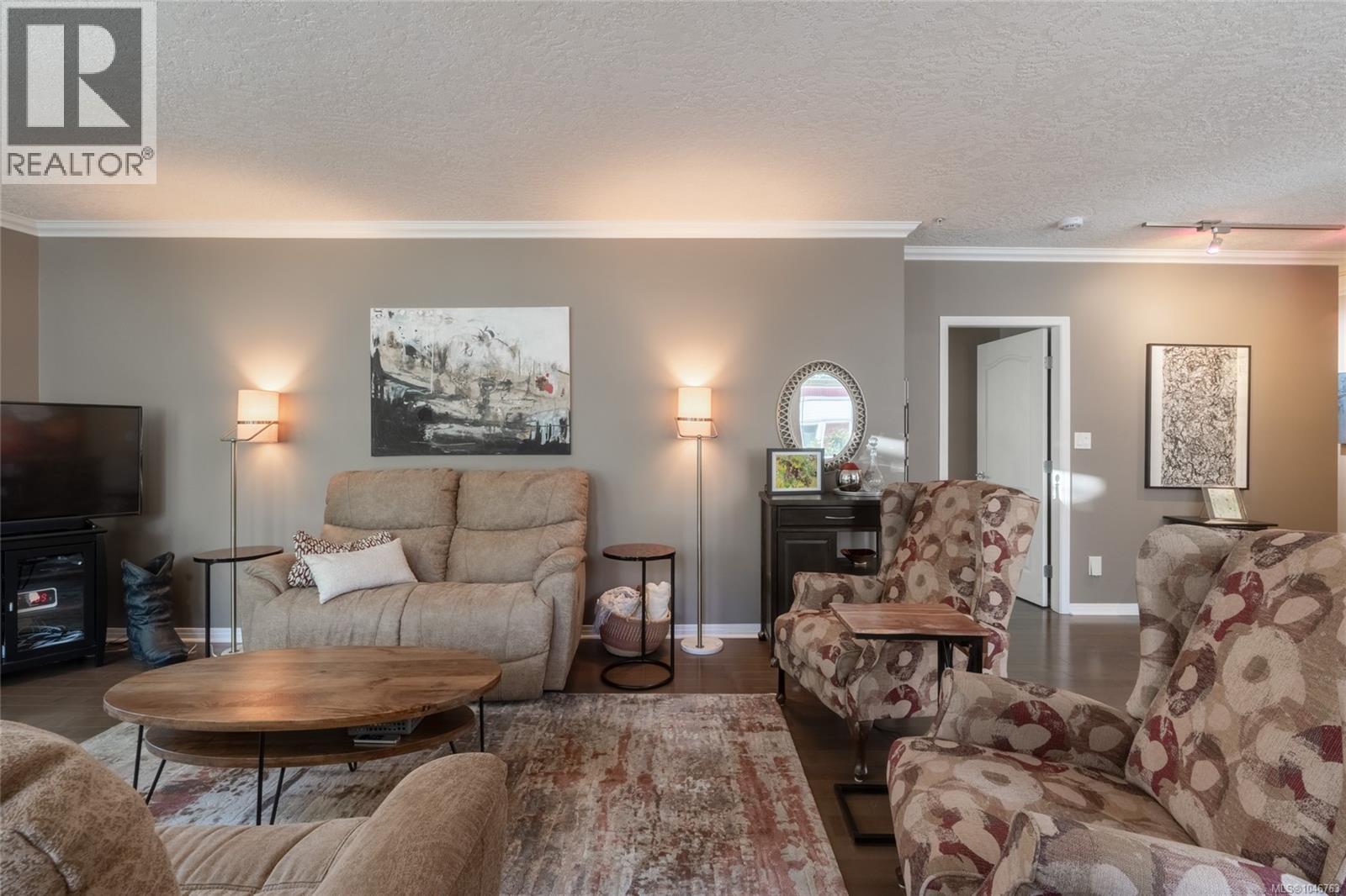 #201 380 Waterfront Cres - 8