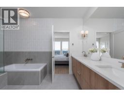 Bathroom - 121 2332 Copper Rock Crt, Langford, BC V9B0G4 Photo 15