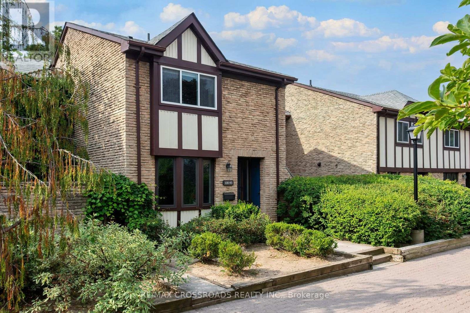 #93 100 BURROWS HALL BOULEVARD - 3