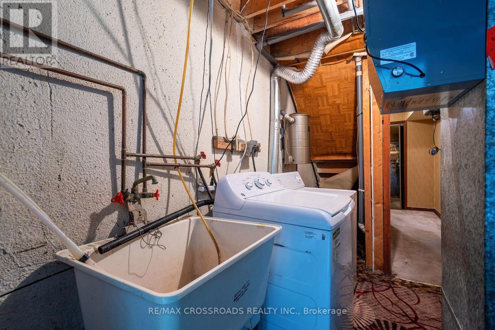 #93 100 BURROWS HALL BOULEVARD - Image 35