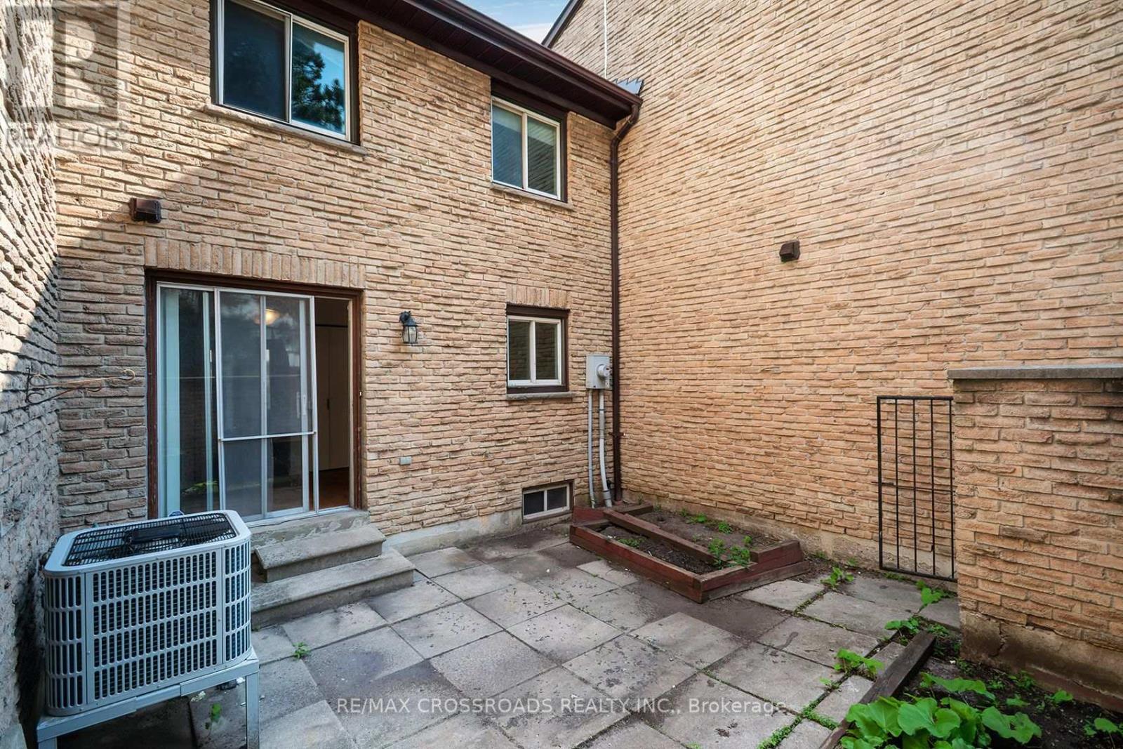 #93 100 BURROWS HALL BOULEVARD - 43
