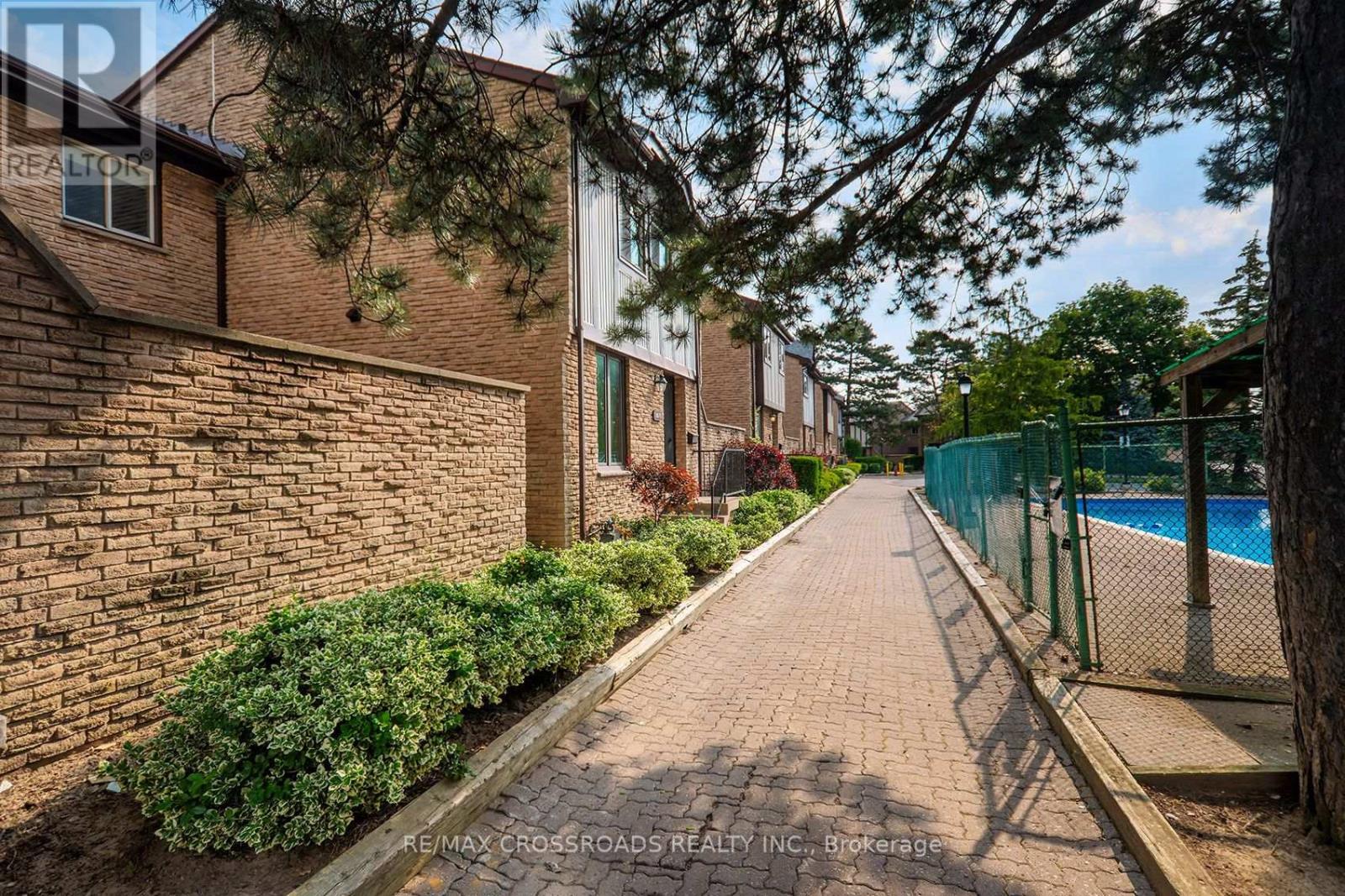 #93 100 BURROWS HALL BOULEVARD - Image 44