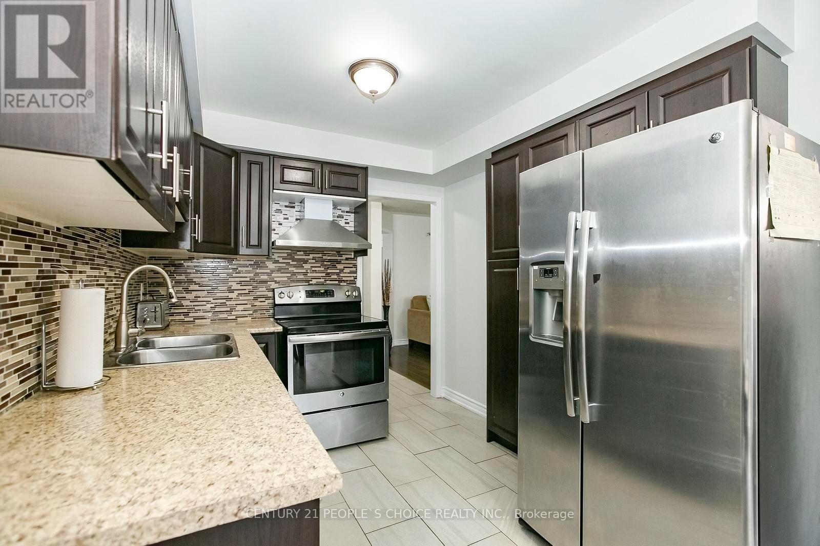 90 WHITE TAIL CRESCENT - 17