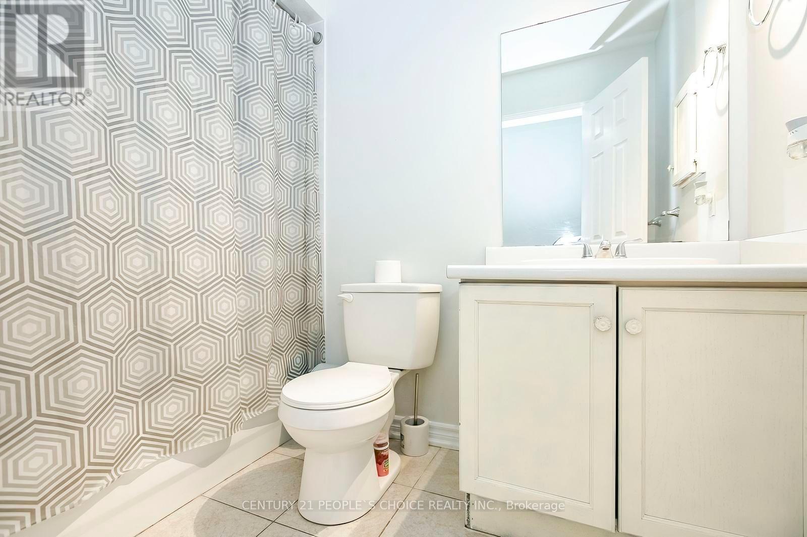 90 WHITE TAIL CRESCENT - Image 32