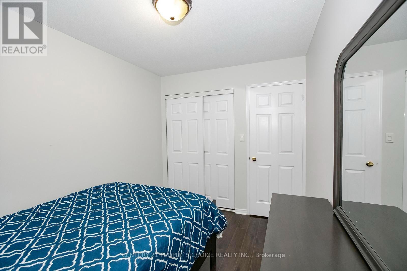 90 WHITE TAIL CRESCENT - 37