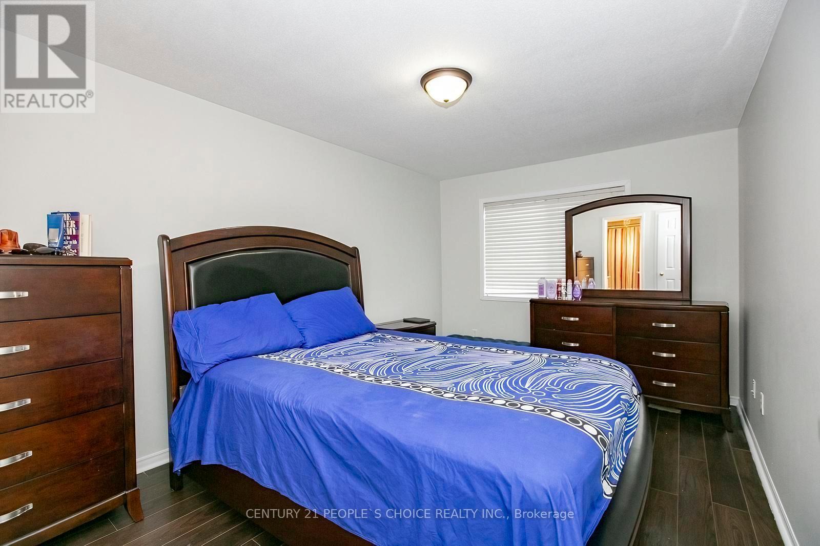 90 WHITE TAIL CRESCENT - Image 38