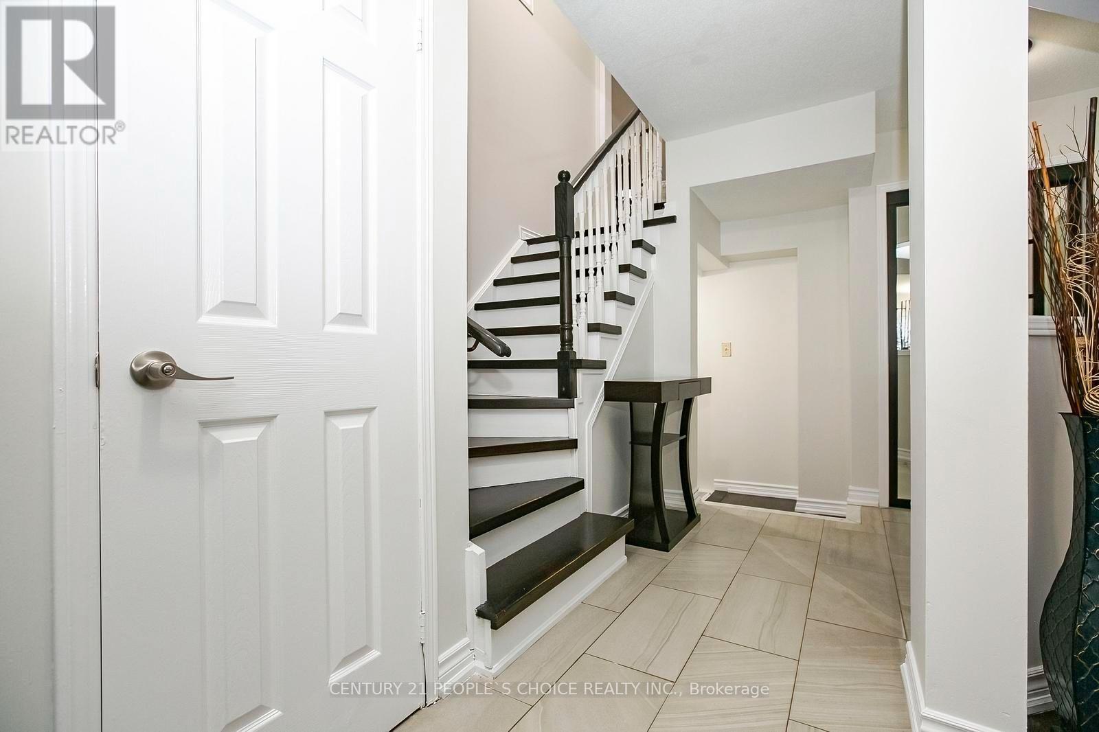 90 WHITE TAIL CRESCENT - 5