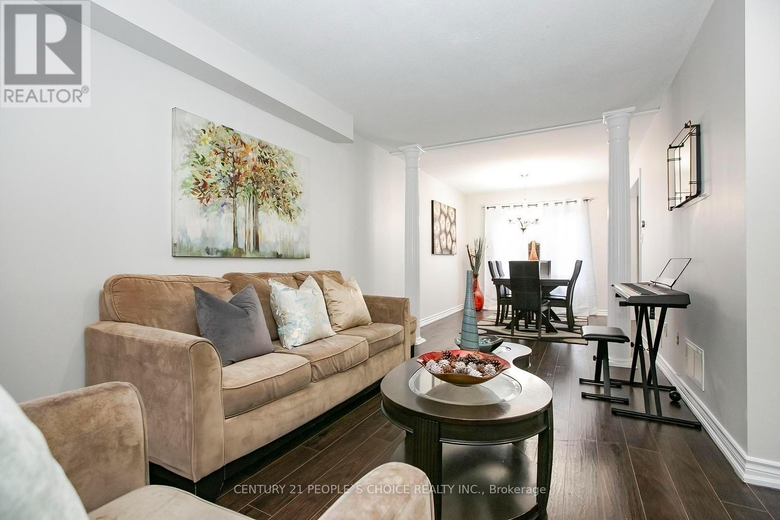 90 WHITE TAIL CRESCENT - 6
