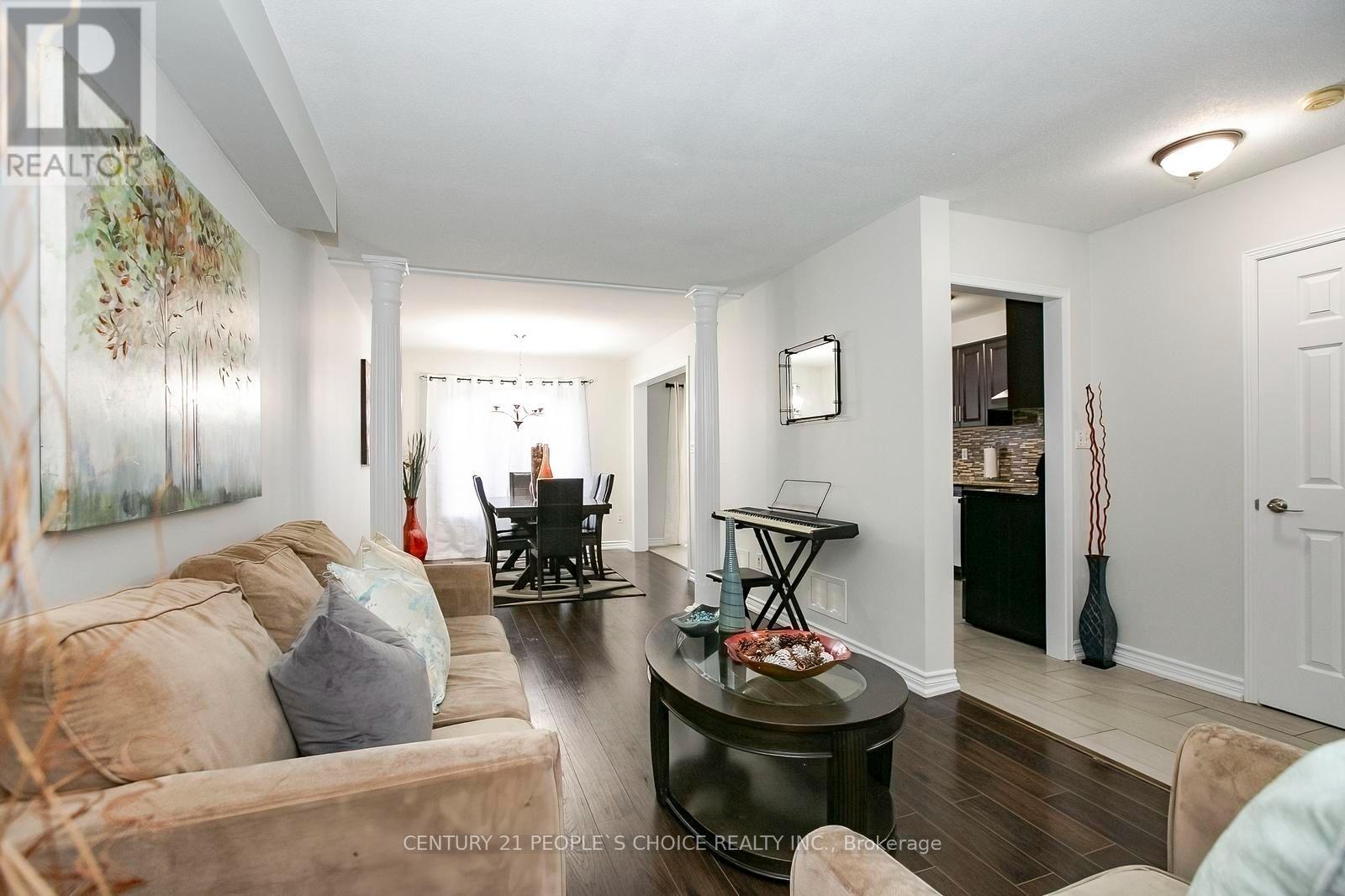 90 WHITE TAIL CRESCENT - 7