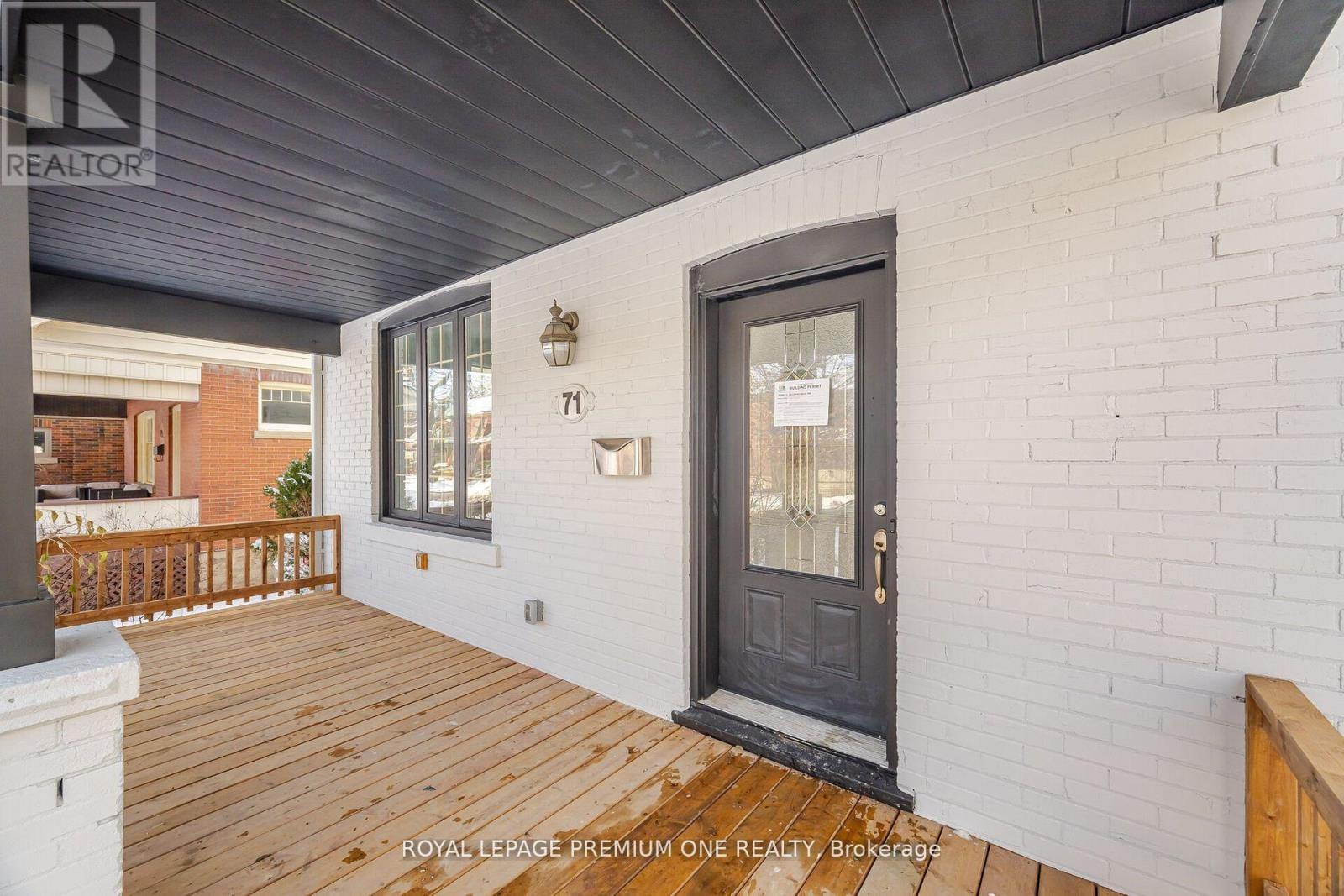 71 MILL STREET S - 4