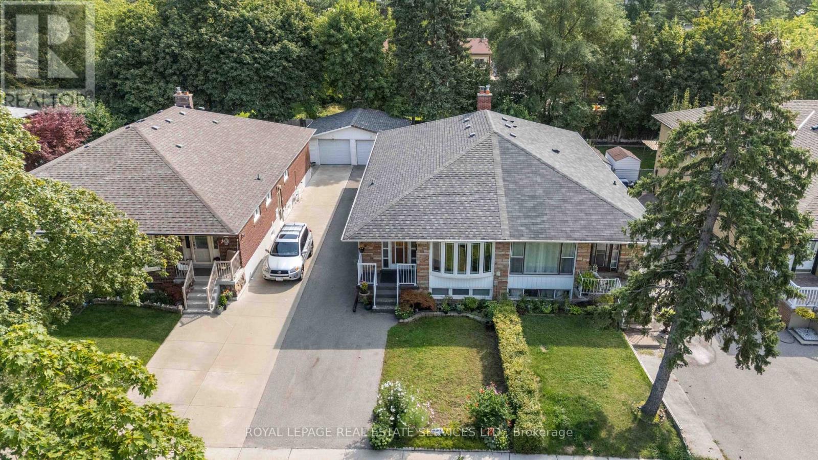 102 WARESIDE ROAD