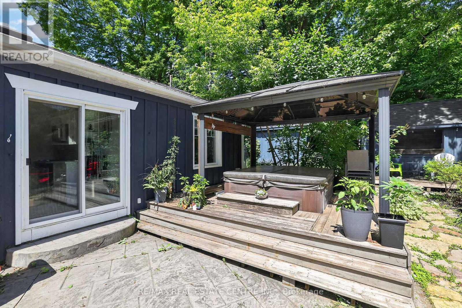 12429 WOLSELEY STREET - Image 26