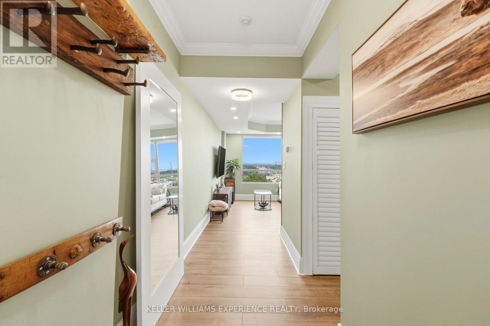 #903 2464 WESTON ROAD - 5