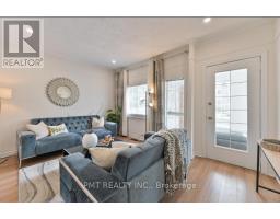 Mud room - Main - 406 Nairn Avenue, Toronto, ON M6E4J3 Photo 6