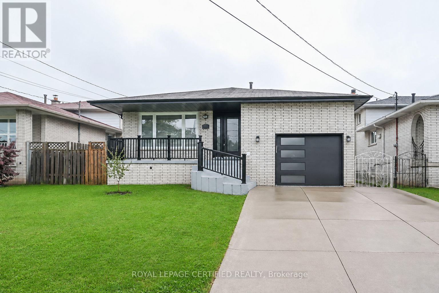 Photo of 40 Honeywell Drive