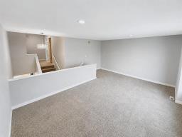 4pc Bathroom - 131 Southview Crescent, Winnipeg, MB R3Y0E9 Photo 10