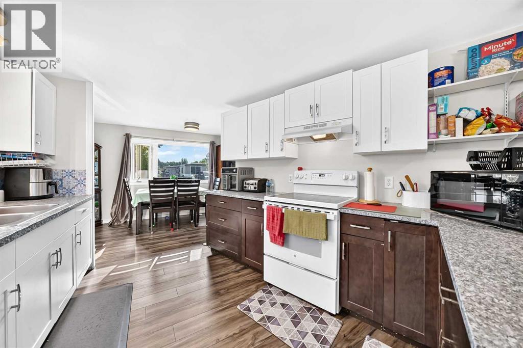 6017 52 Avenue - Photo 12