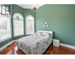 4266 Bluepoint Drive, Plympton Wyoming, ON N0N1J6 Photo 30
