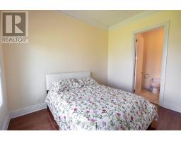 4266 Bluepoint Drive, Plympton Wyoming, ON N0N1J6 Photo 33